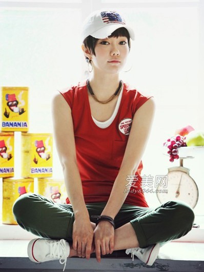 　　巧搭運動(dòng)棒球帽,讓運動(dòng)女人也有潮范兒