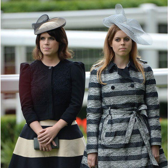 英國碧翠絲公主(PrincessBeatrice)和歐吉妮公主(PrincessEugenie)亮相2013英國皇家愛(ài)斯科賽馬會(huì )